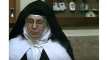 Madre superiora María Isabel. 