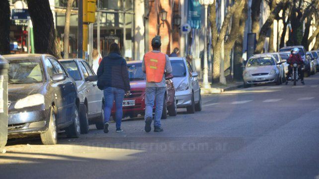 Plan. Se busca regular y mejorar el estacionamiento medido.