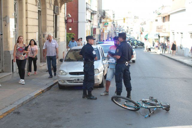Accidente con un ciclista en Paraná. Foto <b> UNO</b>. Archivo. Ilustrativa.