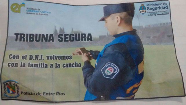 <b> Campaña de informatización.</b> La Policía entregará folletería explicativa en los estadios.