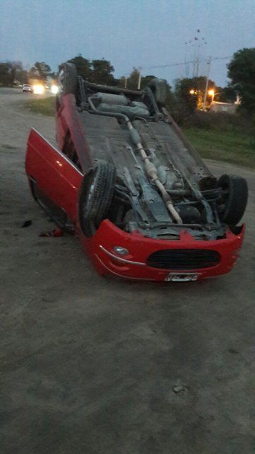 <b> Tumbado</b>. La conductora iba a cumplir tareas a la Escuela de Policía.