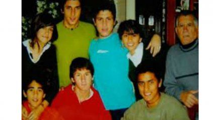 Barrio. La pareja con sus amigos de Rosario, "una tarde como tantas" había dicho Lío del reporte. 