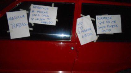 <b> Con humor. </b>"Agradecé que no me gusta romper autos", escribió el damnificado entre otras frases.