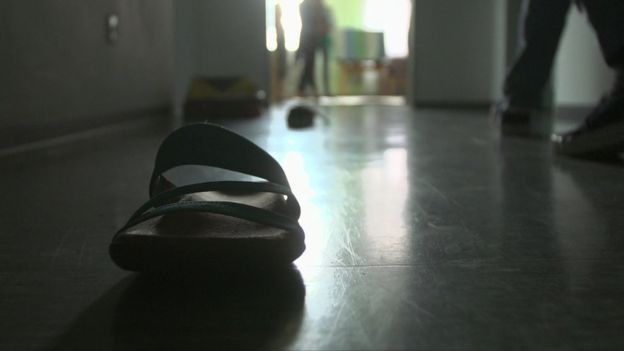 <div><p> Ekhlas vive actualmente en un hospital psiquiátrico en Alemania.</p></div>