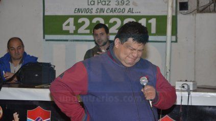 La emoción invadió al padre del pequeño a la hora de agradecer el gesto del ambiente.