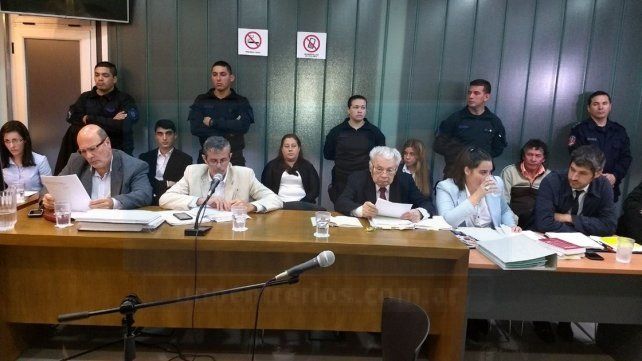 <b> La hipótesis</b>. Parte de los defensores de los acusados apuntan al crimen relacionado con los contratos.